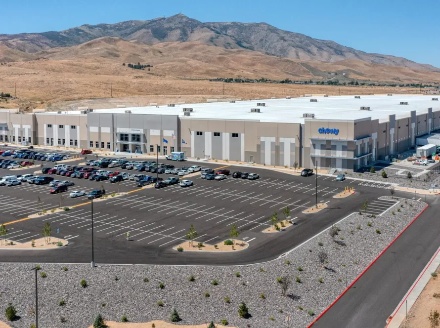 Commercial Completed Project Chewy.com Distribution Center Contractor Clayco